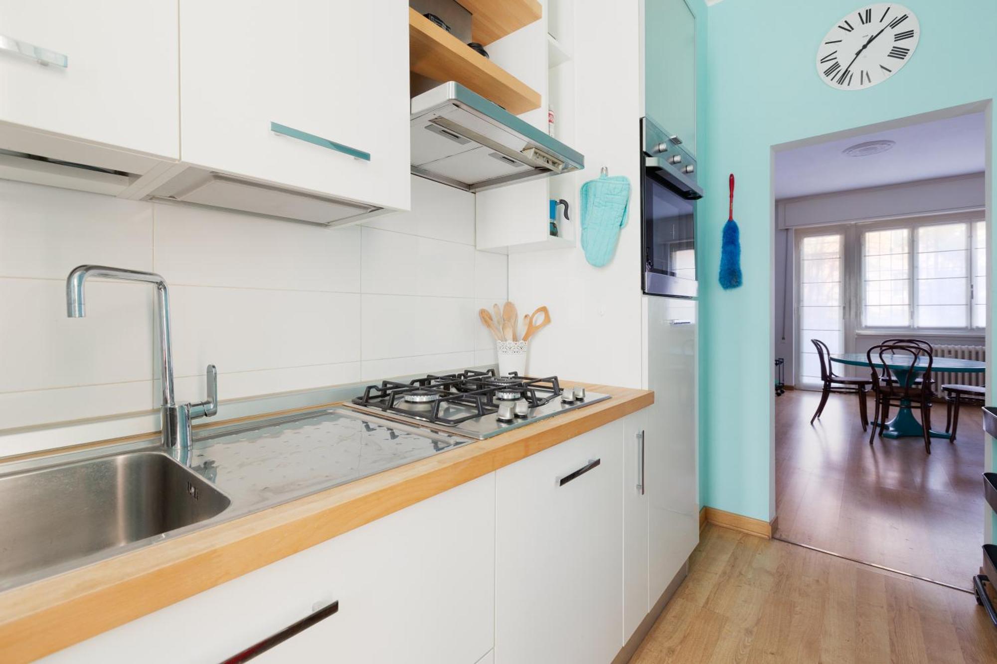 Milan-Linate Apartment With Balcony Exteriör bild